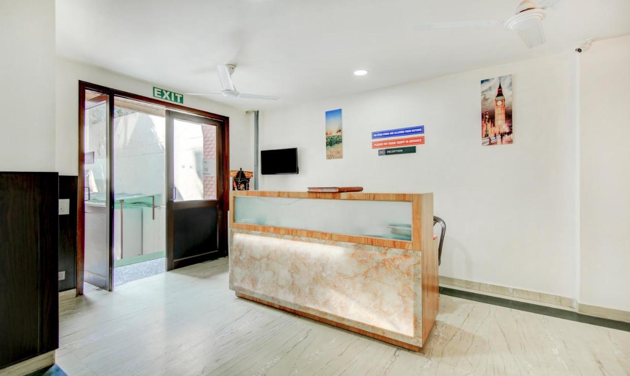 Treebo Iffco Chowk Gurgaon Exterior photo