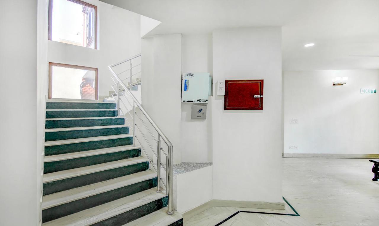 Treebo Iffco Chowk Gurgaon Exterior photo